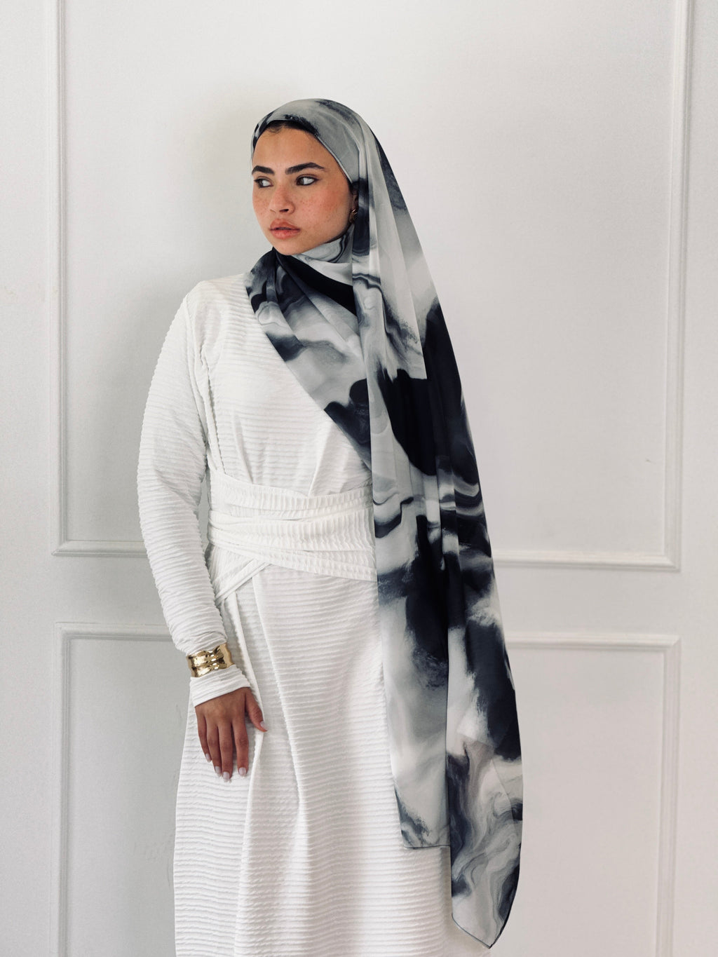Shadow Fade Marble Scarf