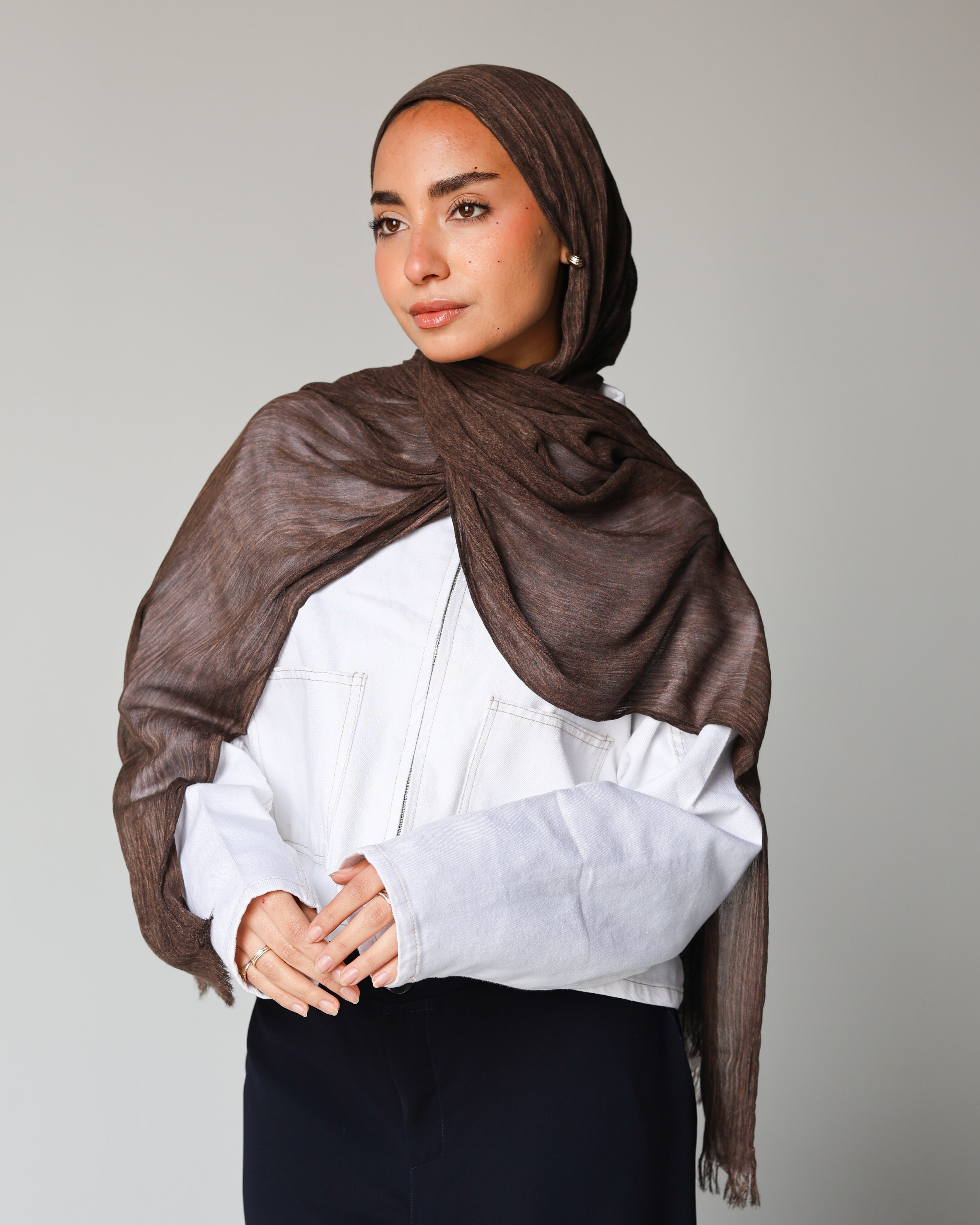 Her Thai Line Scarf- Brown